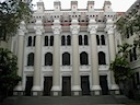 Columnas, Escuela Central High (San Juan)